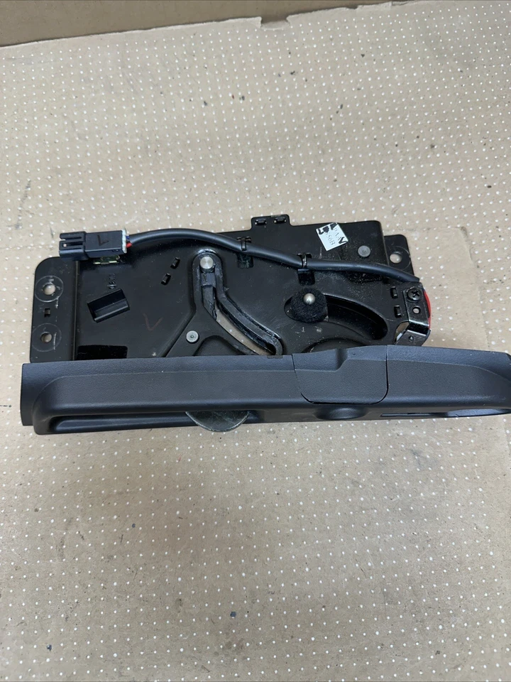 CHEVY SSR CONVERTIBLE TECHO TECHO PESTILLO CONDUCTOR IZQUIERDO  Foto 2 de 4