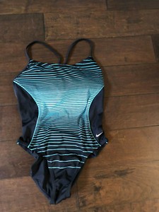 nike womens swimsuits