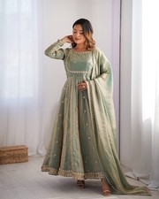 New Collection Heavy Silk Salwar Kameez With Dupatta For Wedding Wear
