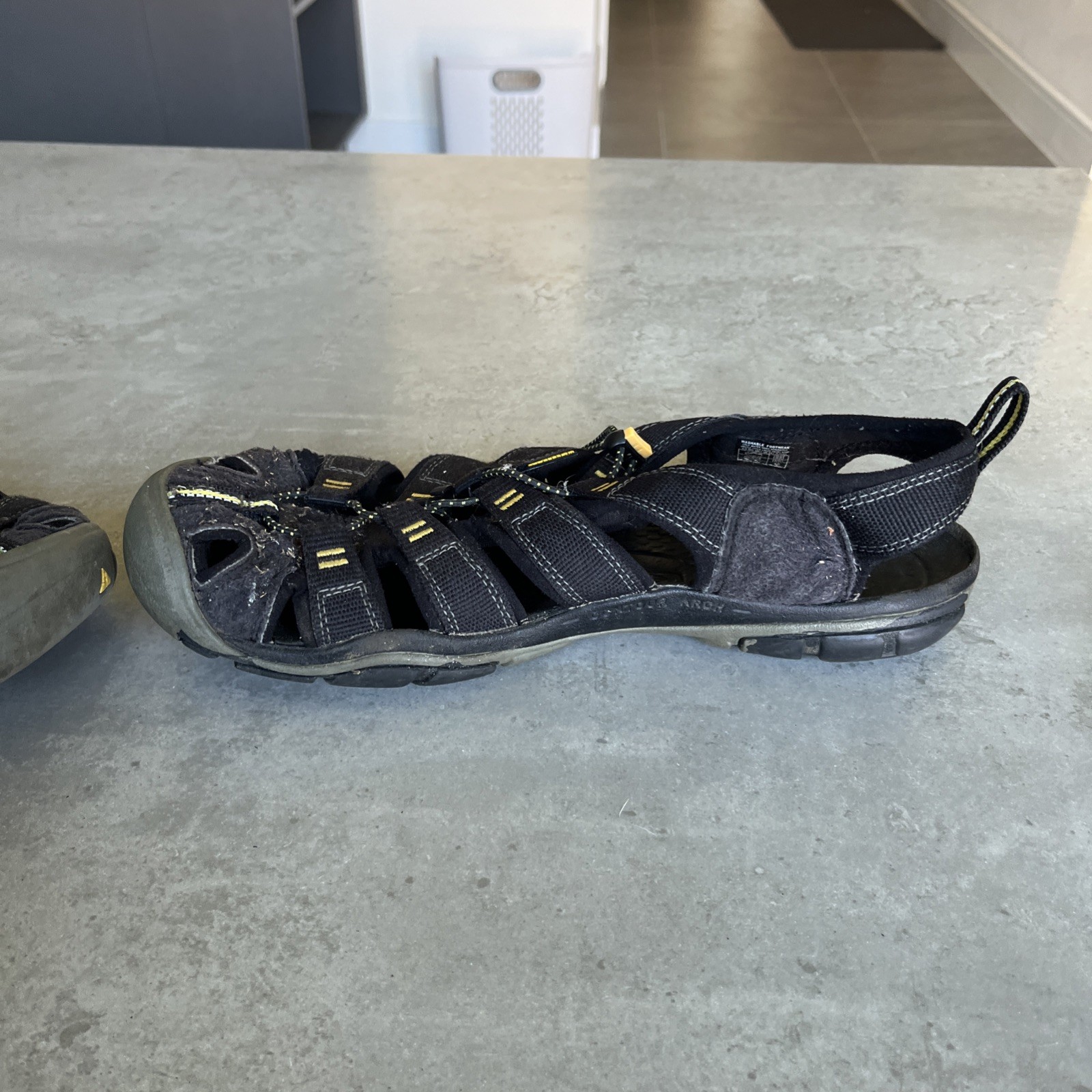 Sandali impermeabili KEEN Clearwater CNX donna UK8.5 neri