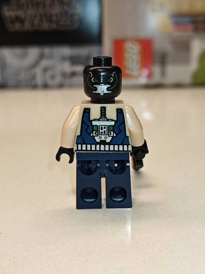 Rare DC Bane Custom Lego Minifigure 2006 Classic Batman 7787 White Belt Torso - Image 2 of 2