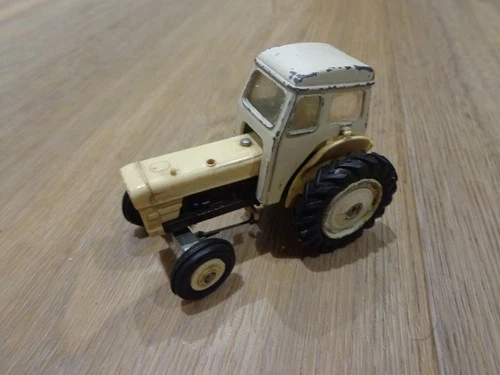 Vintage Dinky Toys No305 David Brown 990 Tractor With Original Cab