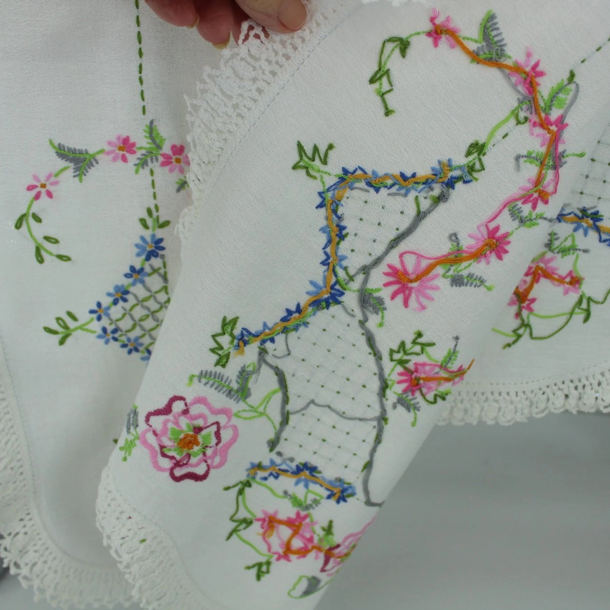 Lace Embroidery Table Runner Shawl White Heavy Cotton Pastel Hand Work View 5