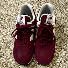 Imagen de New Balance 574 Men's Burgundy Low Top Lace-Up Solid Athletic Sneakers