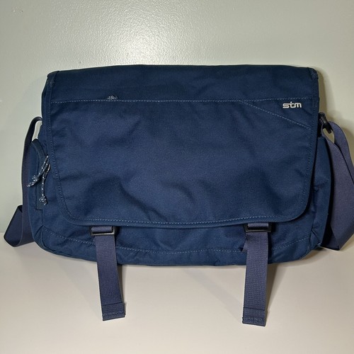 STM - Radial 15" Laptop Shoulder Bag