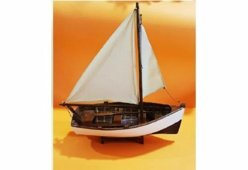 Modellini statici barche in legno scala 1:8