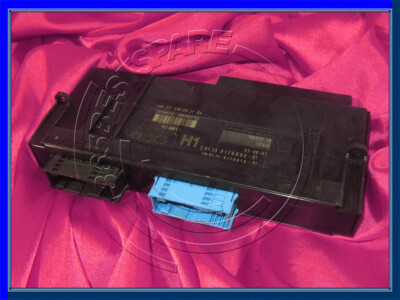 BMW 3er E90 E91 GM GENERAL BODY COMPUTER CONTROL POWER MODULE ECU 9176880