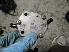 2002 Yamaha HPDI 200hp outboard z200txra fuel pump 6e5-24410-03