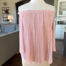 H by Halston Pink White Crinkle Blouse Women'[s Size Small Off Shoulder Shirt