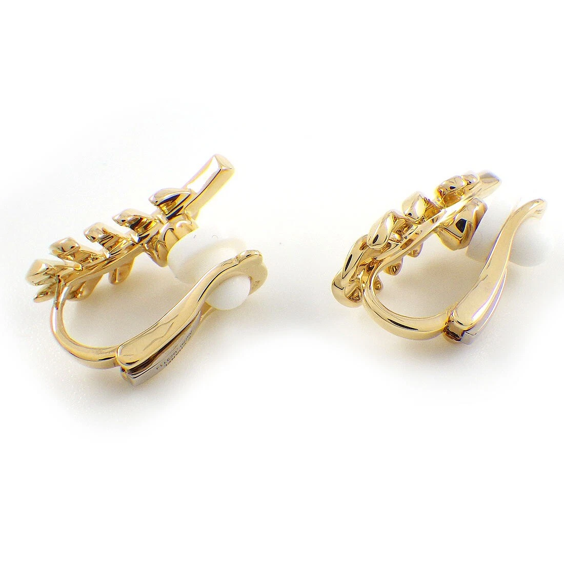 Plume de Chanel' Pair of Diamond Earrings, 香奈兒