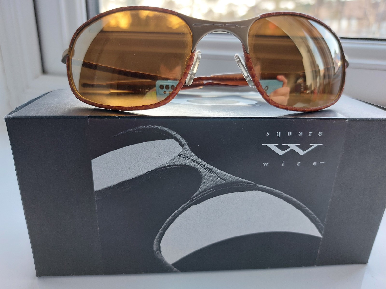 Oakley Square Wire Leather Wrap Gold Iridium Lenses BNIB Never Worn Vintage...