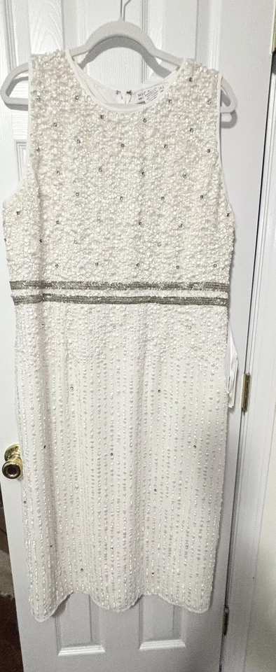 NWT MAC DUGGAL SZ 16 White Elegant vertical-sequined sleeveless midi #10509 - Image 2 of 4