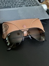 Ray-Ban Aviators RB3025 58mm. Black Frames with Brown Gradient Lenses. New/Case.