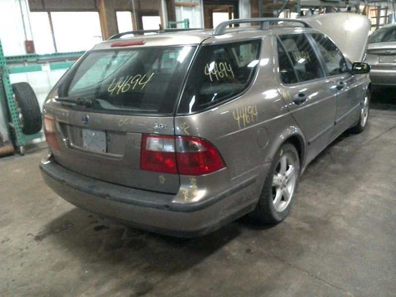 Driver Left Grille Front Upper Ends Fits 02-05 SAAB 9-5 3099687 Foto 2 de 4