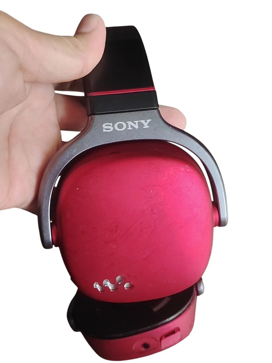 Used Sony 3 in 1 Walkman MP3 Player Speakers Headphones NWZ-WH303