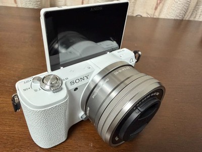 Sony Alpha a5100 Mirrorless White w/ E 16-50mm Lens 24MP Camera