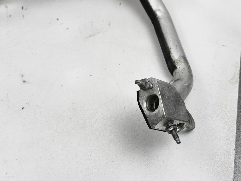 2008-2014 Mercedes-Benz C300 AC A/C Air Conditioning Pipe Hose A2048304716 OEM - Image 3 of 4