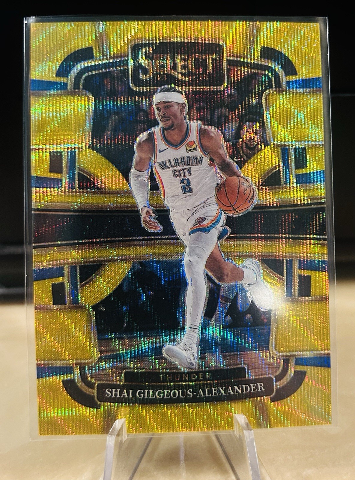 2023-24 Panini Select Shai Gilgeous-Alexander #57 Concourse Gold Prizm /10 MVP