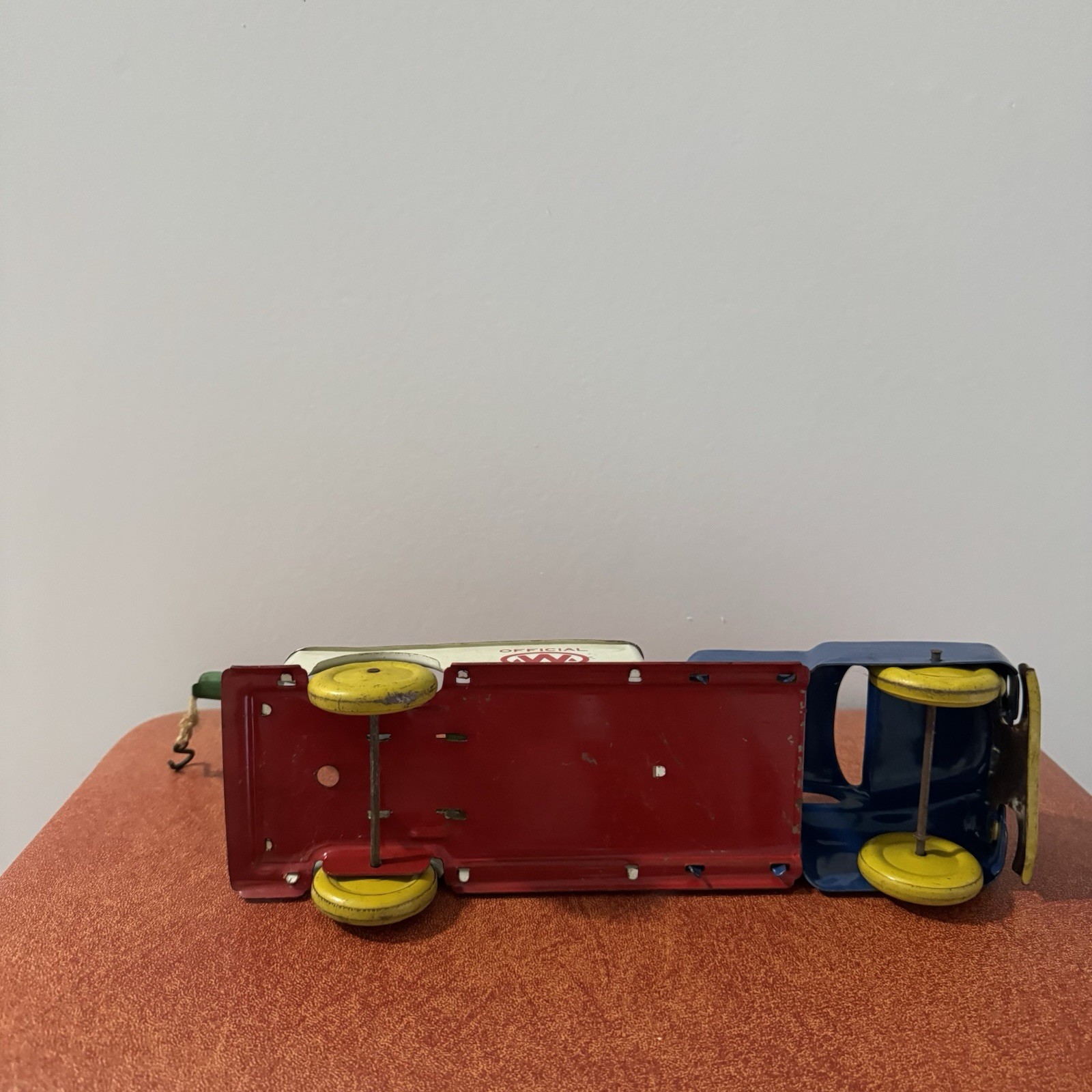 Vintage Pressed Steel Wyandotte Official Service Car Tow Truck Wrecker