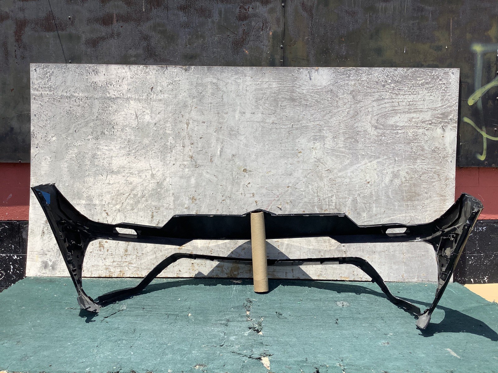 2018 2019 2020 2021 2022 LAMBORGHINI URUS FRONT BUMPER OEM USED