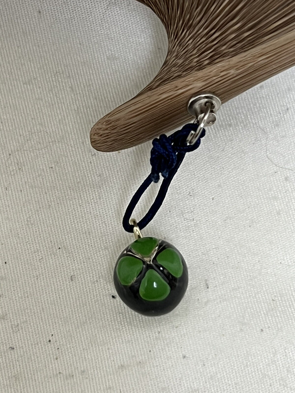 Picture 5 of 6