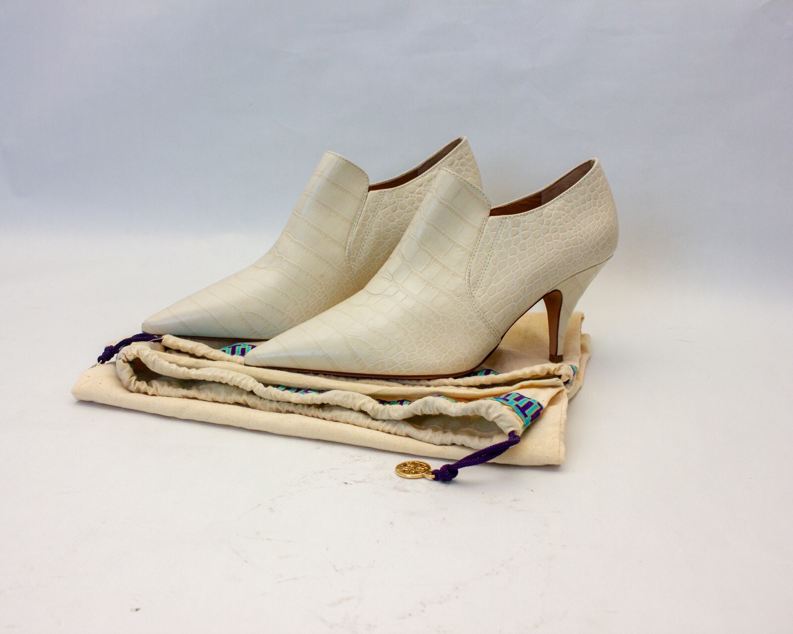 Tory Burch Georgina Ivory Croc Embossed Leather Ankle Booties Size 9.5