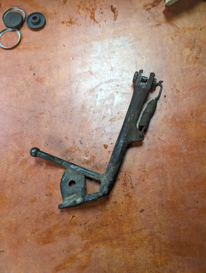 Soporte lateral 80 Honda Hawk 400 CB400T OEM 50540-413-770 MH118 Foto 2 de 4