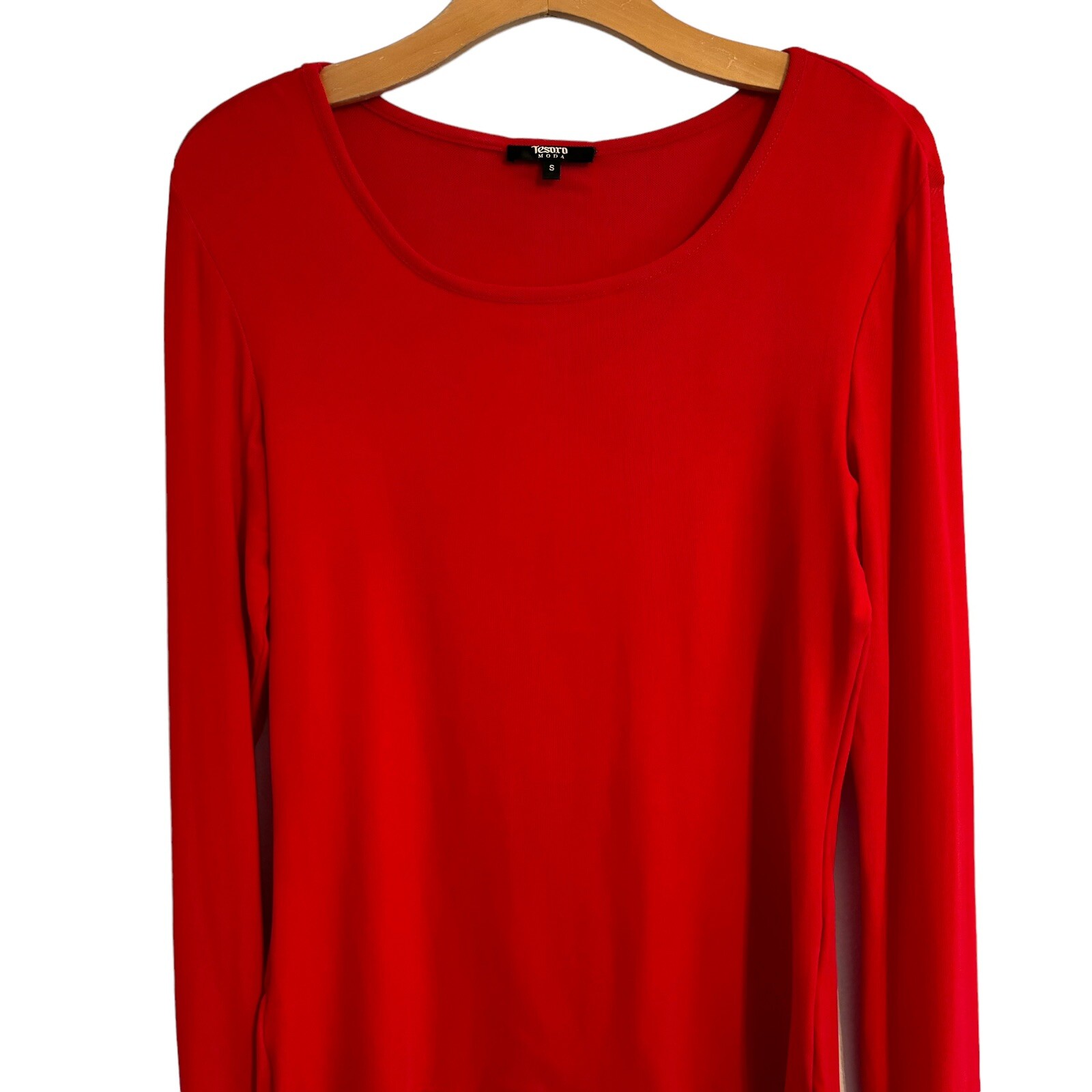 Tesoro Moda Shirt Size Small Red Stretch Top Long Sleeves Women Shirt