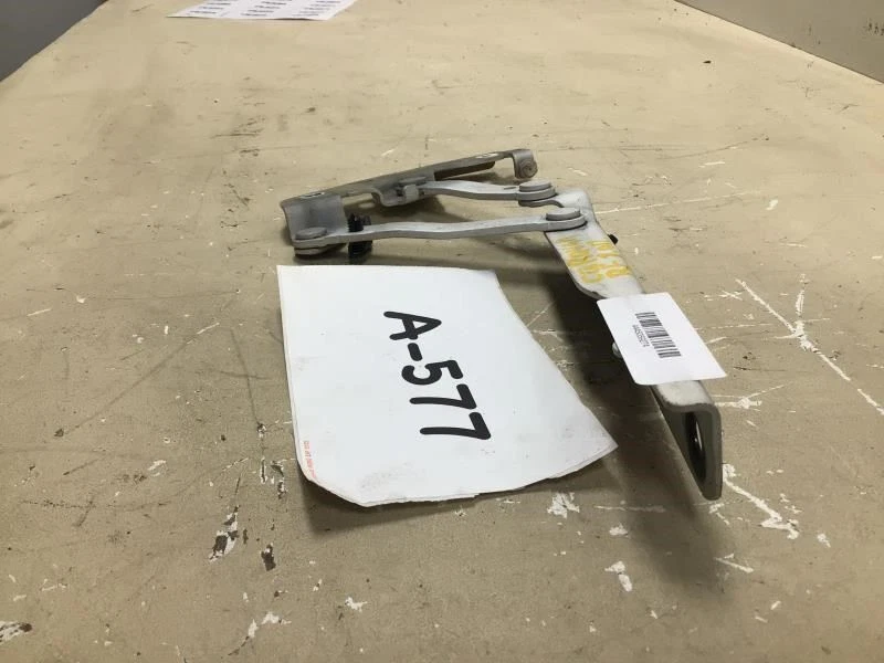 Dodge Grand Caravan 2012 capó derecho bisagra OEM+  Foto 2 de 4