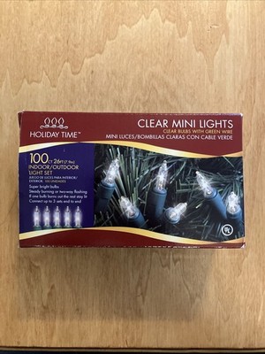 100-Count Clear Mini Christmas Light Set, Green Wire (26 ft) Indoor/Outdoor