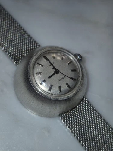 Vintage Timex Electric Women’s Watch – Space Age Dome Case – Stainless Mesh Band