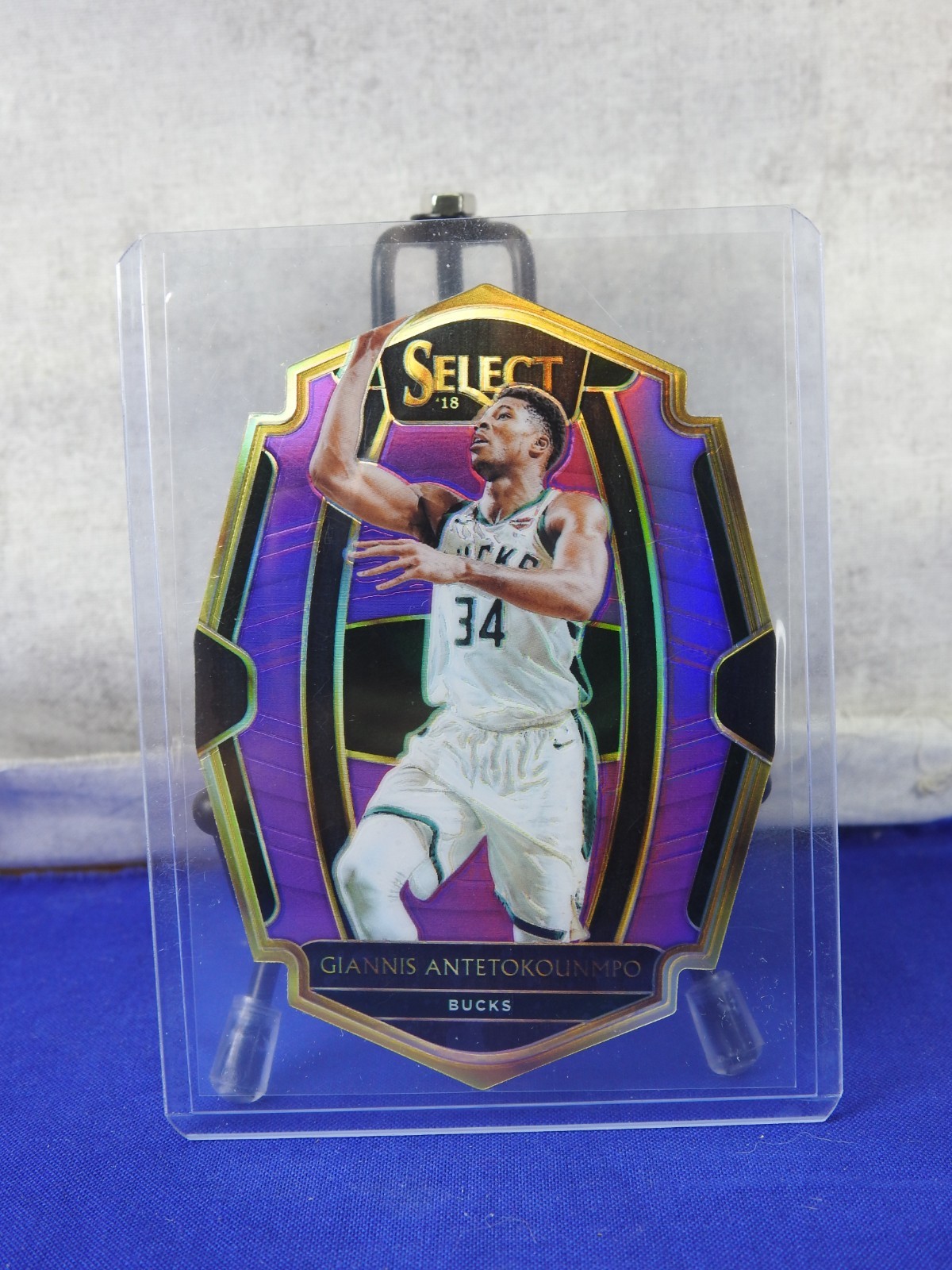 2018-19 Panini Select Premier Level Purple Prizm /99 Giannis Antetokounmpo #120