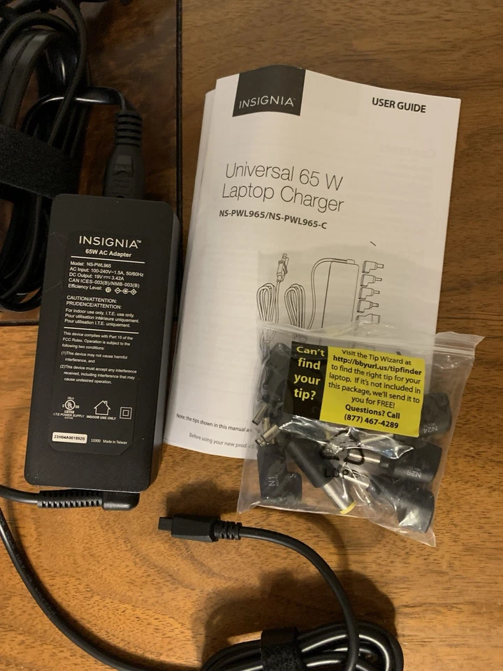 Insignia 65 Вт универсальное зарядное устройство для ноутбука (открытая коробка) - Изображение 3 из 4