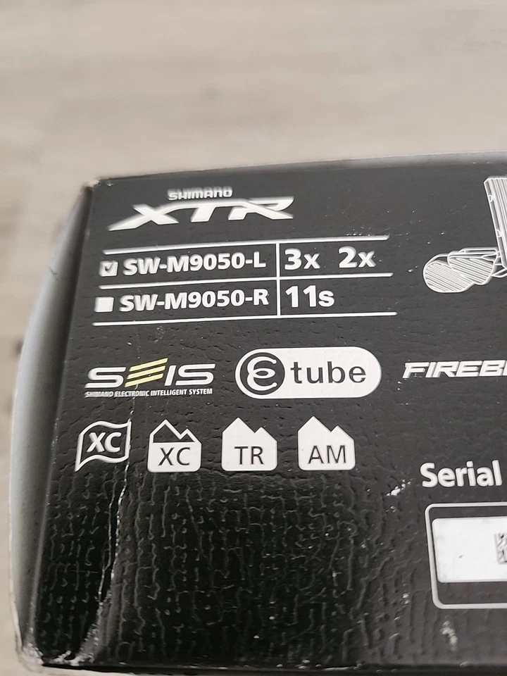 SHIMANO XTR DI2 LEFT SHIFTER 3 OR 2 SPEED M9050-L NEW - Image 3 of 3