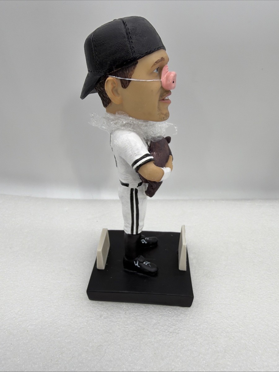 【BOBBLE HEAD】ST. PAUL SAINTS 首振り人形 St. Paul Saints 30th Anniversary Kevin Millar Ball Pig “THE SAINT
