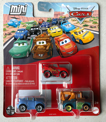 Disney ミッキー ミニー マックィーン　サリー　カーズ　ミニカー Disney Pixar Cars Mini Racers 3 Pack Sally Mater Lightning McQueen