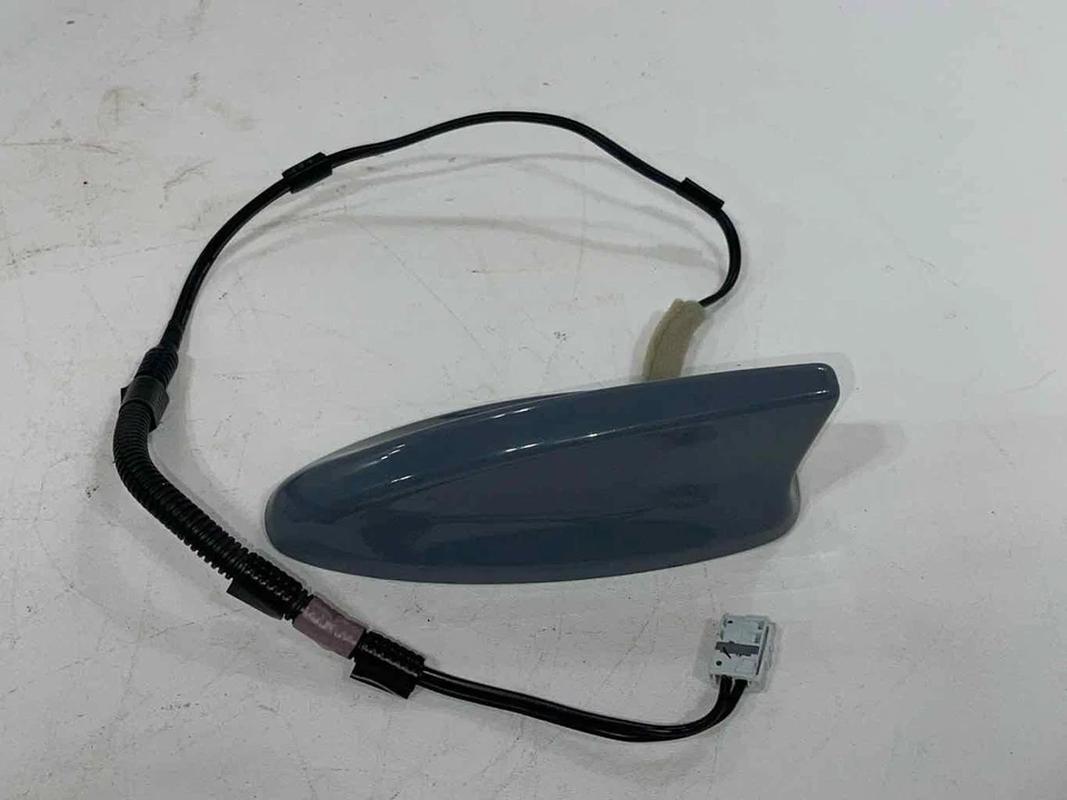 Se adapta a HONDA CIVIC 2022 2023 2024 radio de techo antena aleta de tiburón gris OEM Foto 2 de 4