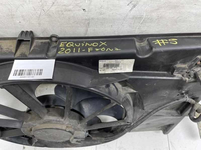 Chevrolet Equinox LT 2011 2,4 L conjunto de ventilador de refrigeración del radiador OEM+ Foto 4 de 4