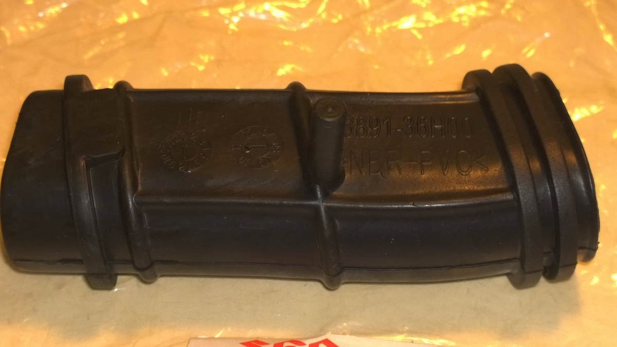 GD110 HULI (P71) New Genuine SUZUKI Air Filter Box Inlet Tube