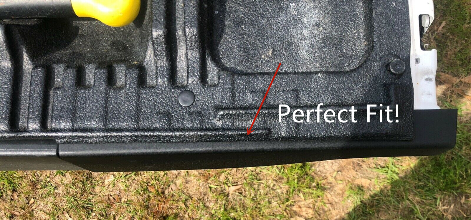 Ford F150 Tailgate Trim Panel Tailgate Flex Step End Molding Trim For Ford Super Duty F250 F350 - Direct Replacement Super Duty Flex Step End Trim - Foto 3