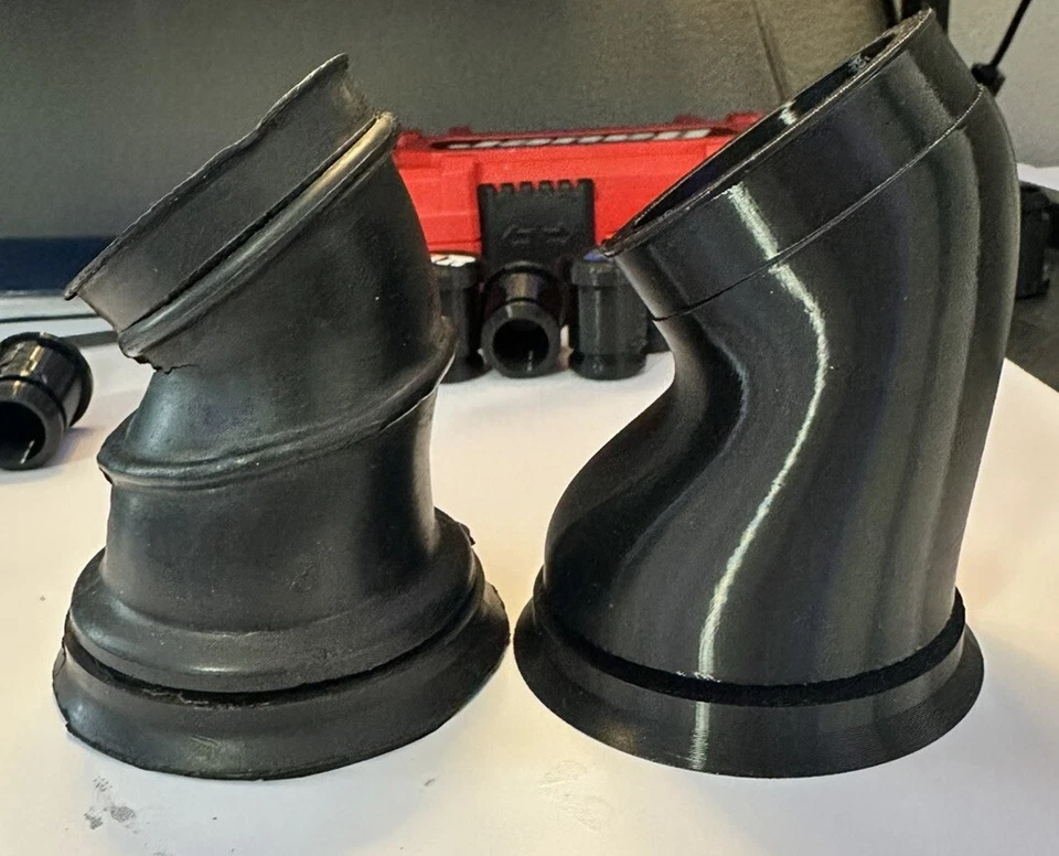 Tubo de conexión filtro de aire 82-85 HONDA ATC200ES Big Red 200ES Foto 3 de 4