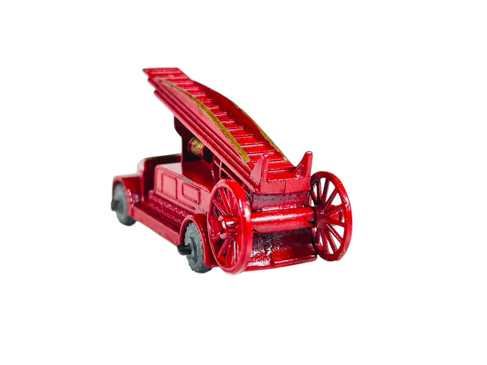 Matchbox Moko Lesney No. 9 GMW Dennis Fire Engine - Image 3 of 4
