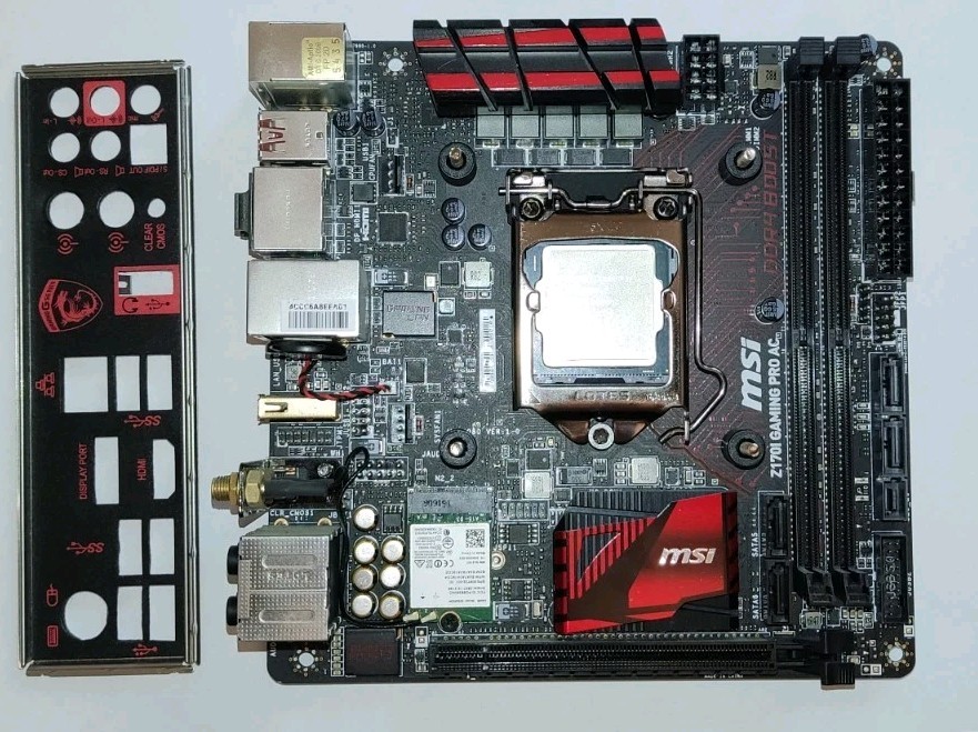 MSI Z170I Gaming Pro AC Mini-ITX LGA1151 DDR4 con Intel Core i7-6700K