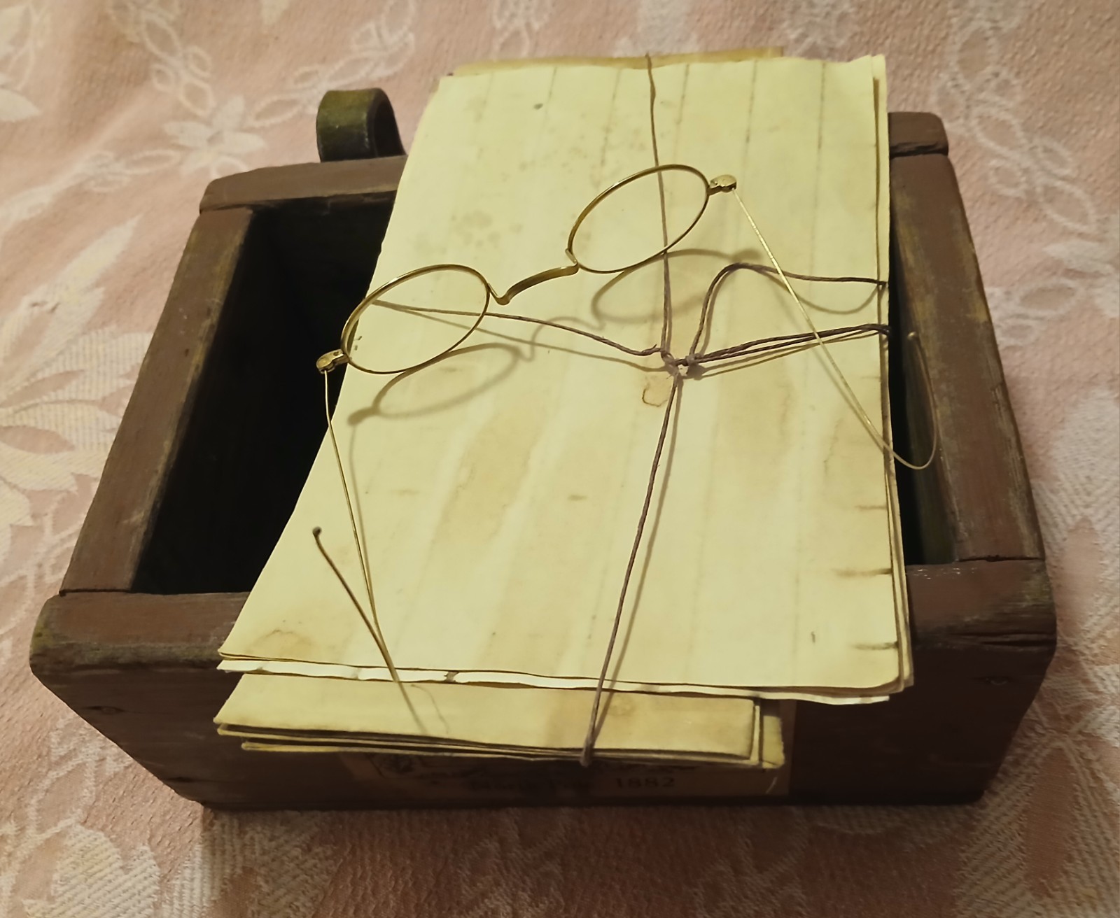 Prim Letters To St Nick Wood Box W/Faux Letters, Santa's Glasses Christmas 1800s