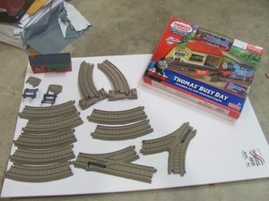 thomas the train busy set extra track and building..open box...all nos condition