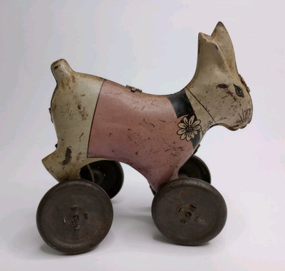Vintage Lindstrom Hopping Bunny Pull Tin Toy ORIGINAL PAINT