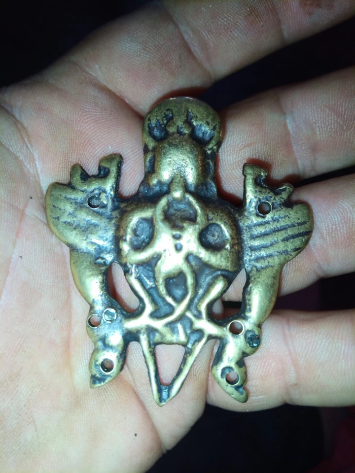 Antiguo colgante amuleto budista tibetano - Garuda Thokcha, Tokcha, TK 55*65mm 39gr Foto 3 de 4