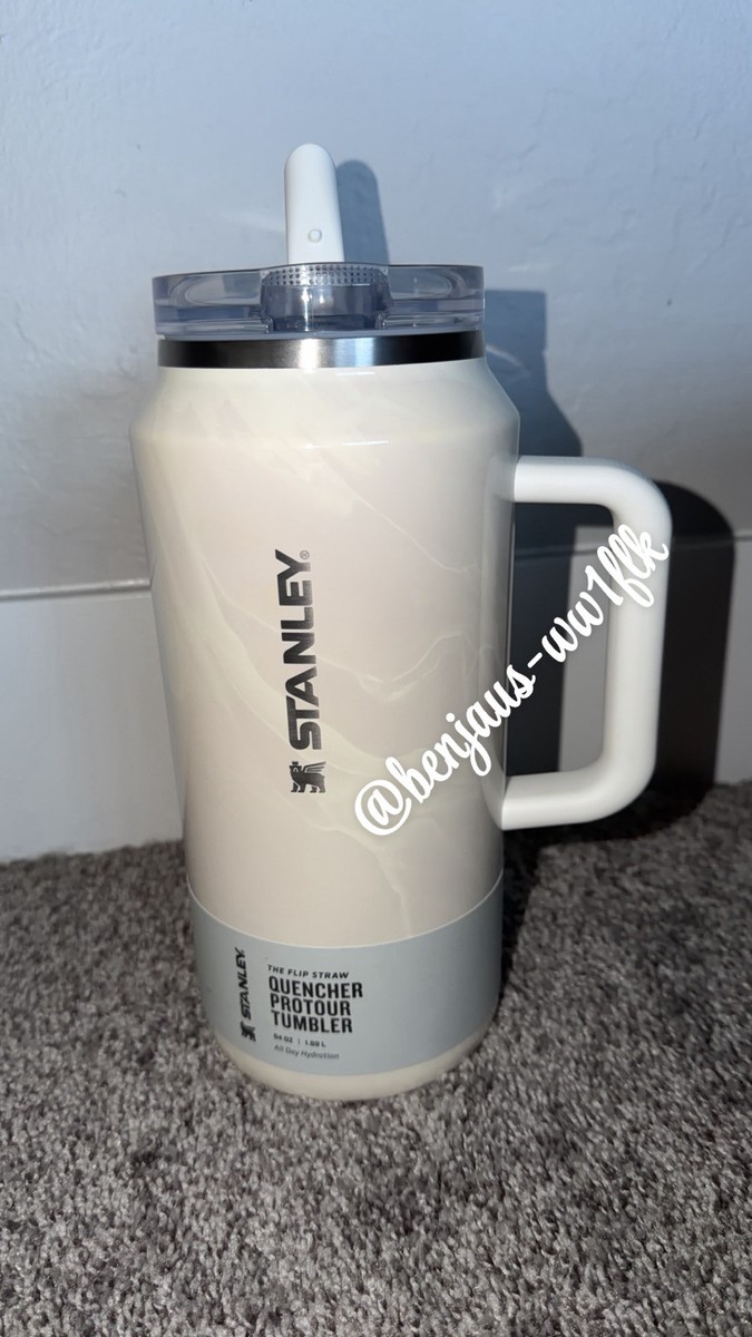 Stanley 64 oz QUENCHER PROTOUR Tumbler CALCITE CALACATTA Cream