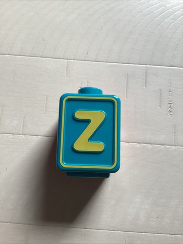 Vetch Alphabet Activity Cube Double Sided W/Z Letter Block