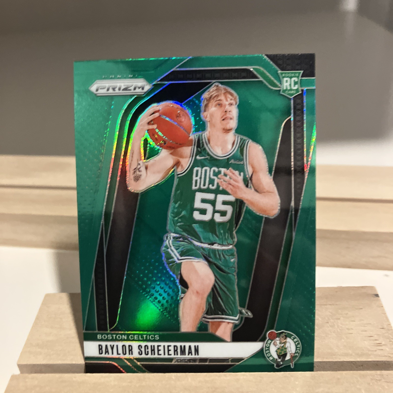 2024-25 Panini Prizm #236 Baylor Scheierman Green Cracked Ice Rookie Boston